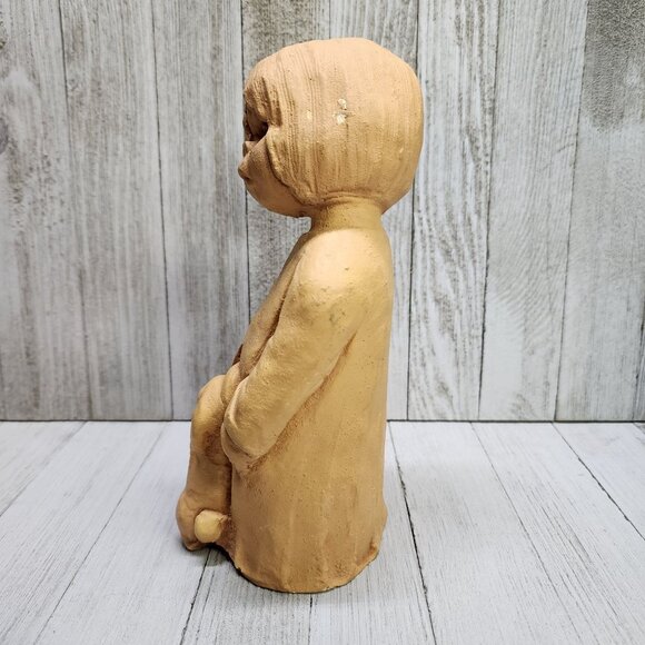 Vintage Dave Grossman Clay Sculpture Figurine Girl with Bunny Rabbit 8'' Tall - Picture 3 of 8